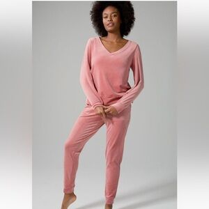 Soma Soft Pink Velour lounge Set